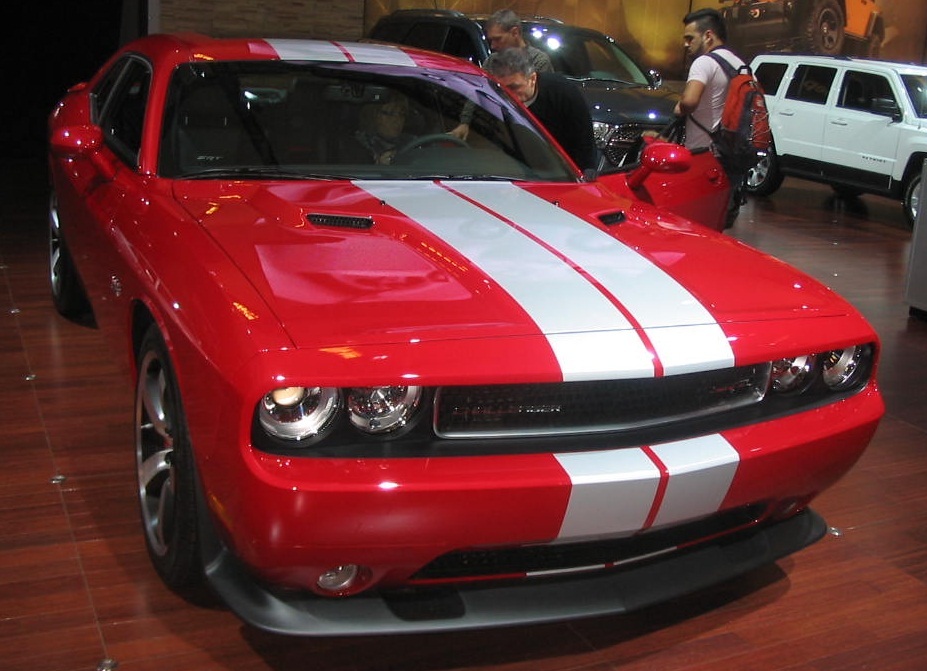 Dodge Challenger srt8 2011