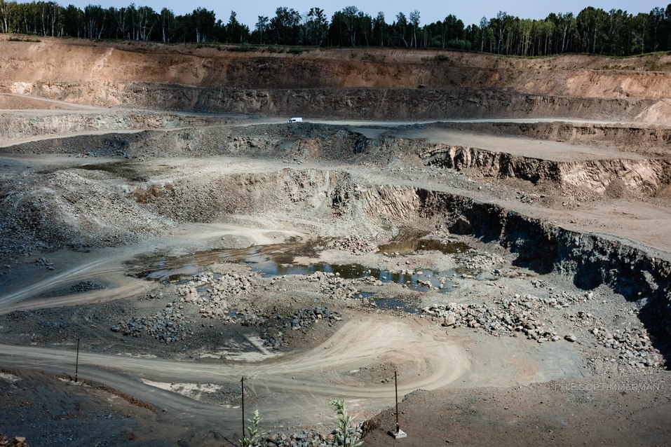 Погода катковском новосибирской обл. Карьер Катковский Новосибирск. Катковский карьер озеро. Новый Катковский карьер. 51 Школа Новосибирск карьер.