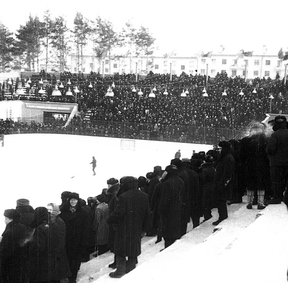 Островок сталинского классицизма. Самой красивой улице Новосибирска — 70  лет | Деловой квартал DK.RU — новости Новосибирска