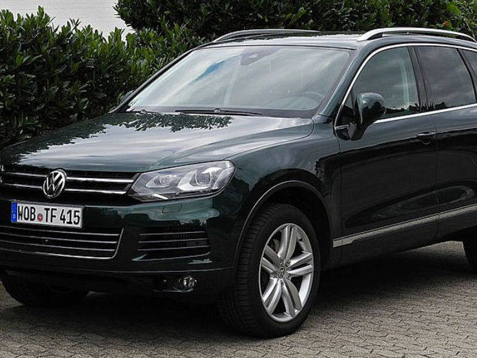 Проблемы туарега. Volkswagen Touareg 2014 черный. Новый Туарег. Volkswagen Touareg эрлайн. Внедорожники представительского класса.