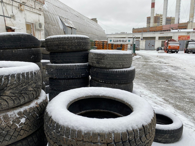 В Екатеринбурге открылись пункты бесплатного приема шин