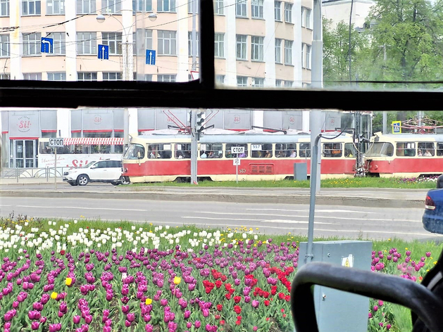 Власти Екатеринбурга хотят отремонтировать проспект Ленина и «Черный тюльпан»