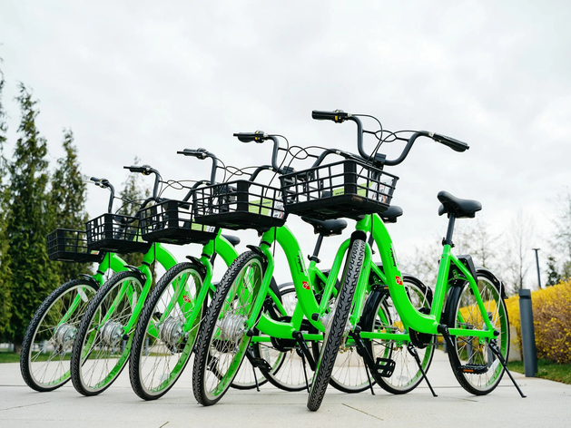 Теперь и велосипеды: в Екатеринбурге появился велошеринг