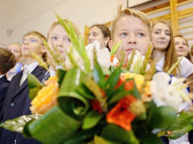 Школы Екатеринбурга примут еще 6 тыс. первоклассников