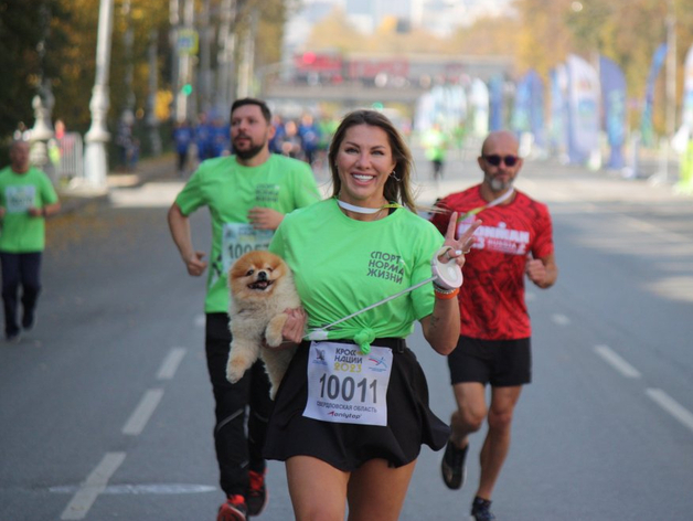 Школа бега Run4Life: зачем простые люди бегают и почему именитые спортсмены их тренируют