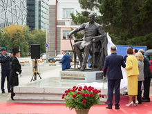 Ко Дню города в Екатеринбурге открыли памятник Петру Столыпину 