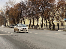 На крупной нижегородской дороге запретят парковку из-за пробок
